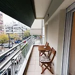 Spacious Executive W Balcony, Workspace, Washer アパート *