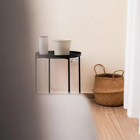 Spacious Executive W Balcony, Workspace, Washer *