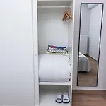Spacious Executive W Balcony, Workspace, Washer