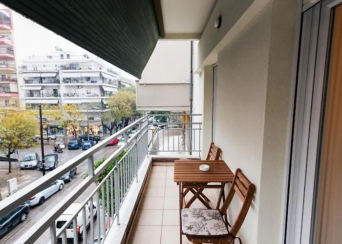 Spacious Executive W Balcony, Workspace, Washer Daire *